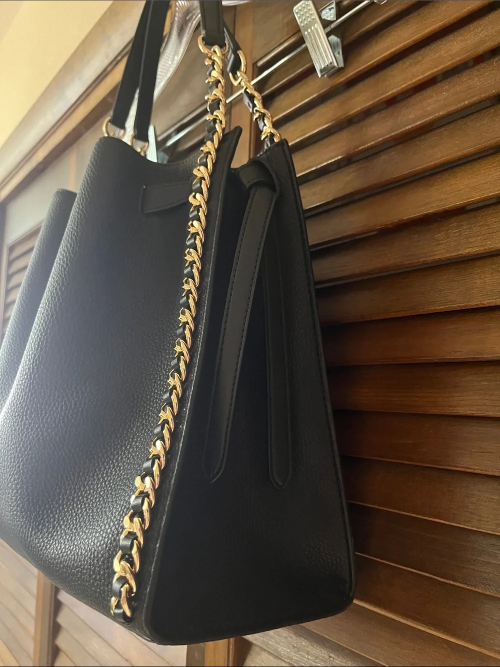 Michael Kors Black Pebbled Leather Bucket Shoulder Bag with Gold Chain Trim